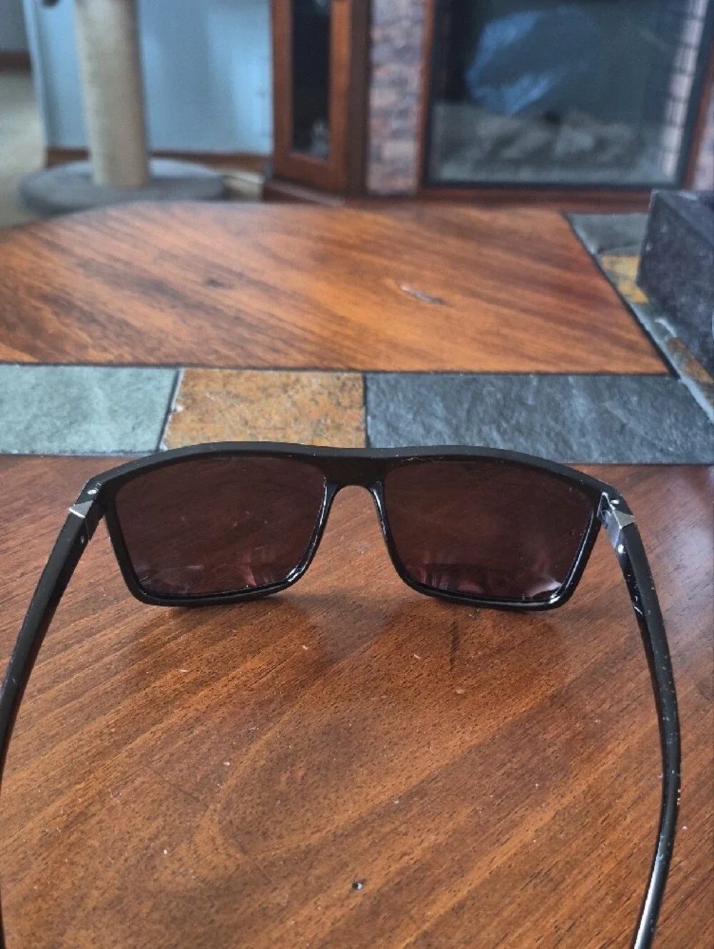 Men's Black Polarized Sunglasses - Sleek Everyday Shades